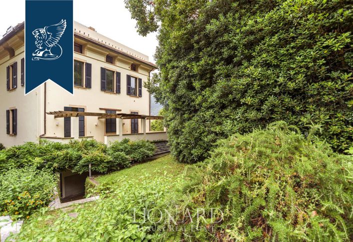 Image No.17-8 Bed Villa for sale