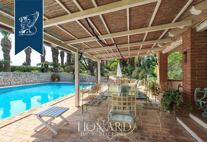 Image No.23-6 Bed Villa for sale