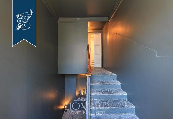 Image No.37-5 Bed Villa for sale