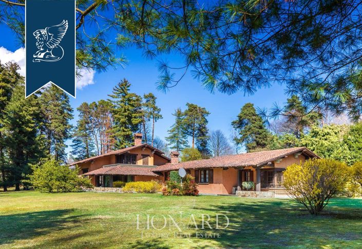 Image No.46-Villa de 4 chambres à vendre à Novara