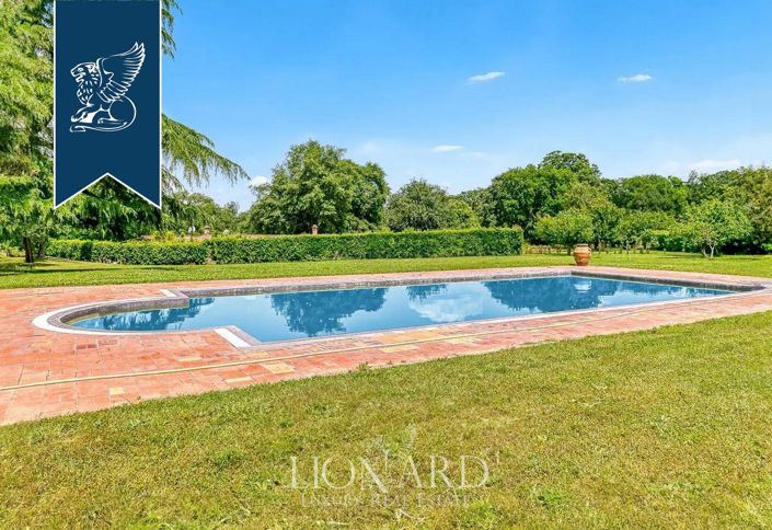 Image No.3-6 Bed Villa for sale