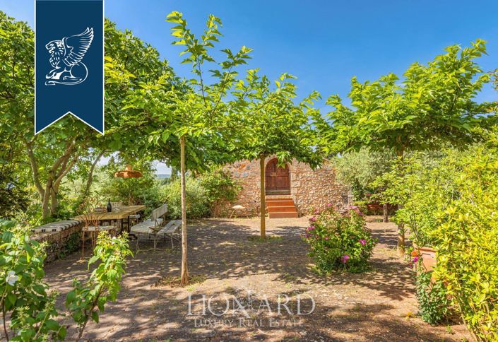 Image No.16-6 Bed Country House for sale