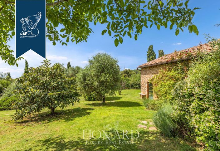 Image No.18-6 Bed Country House for sale