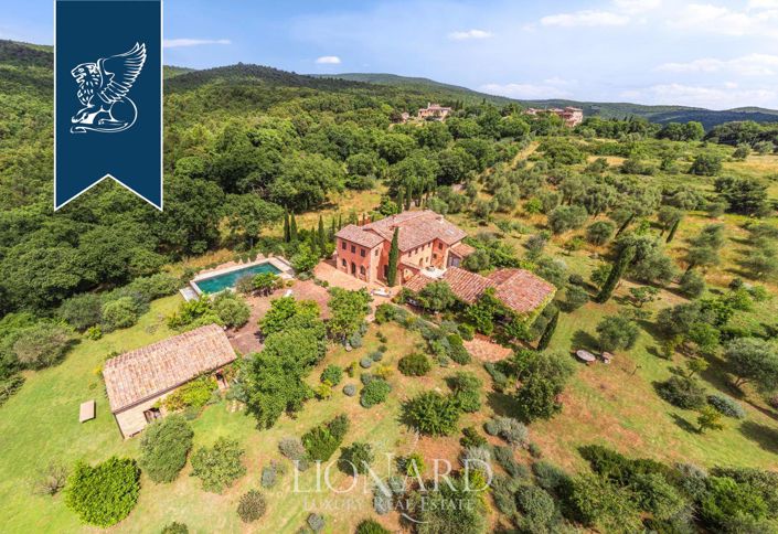 Image No.8-6 Bed Country House for sale