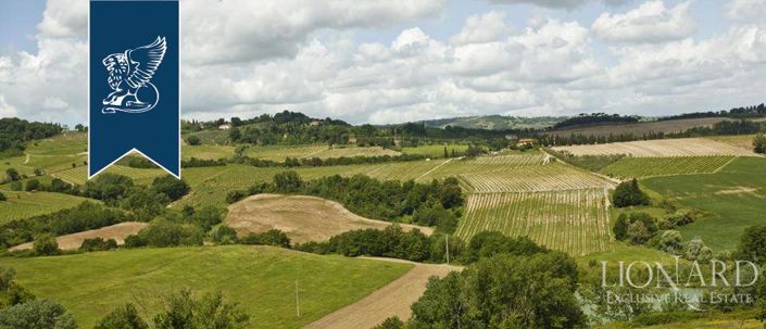 Image No.52-12 Bed Farmhouse for sale