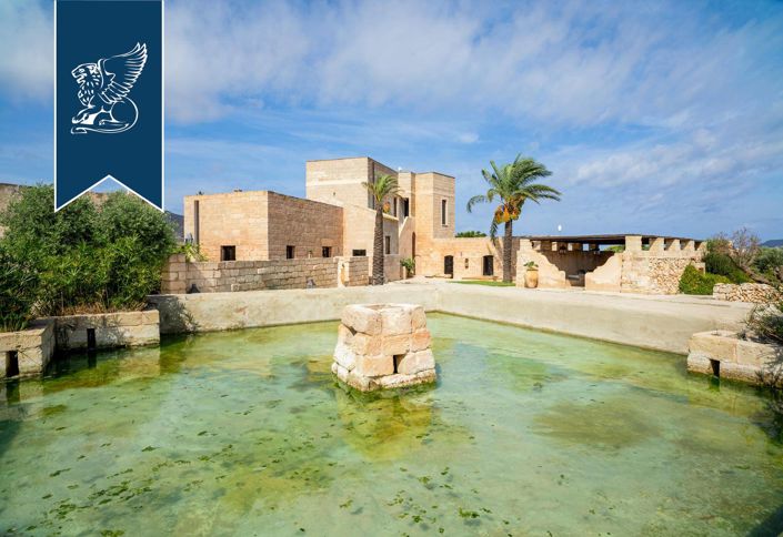 Image No.12-10 Bed Hotel for sale