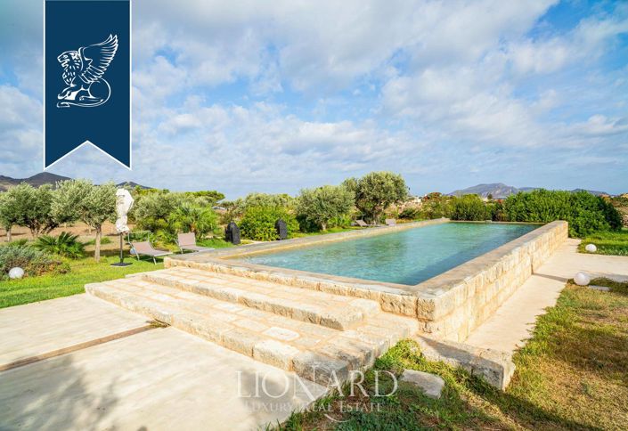 Image No.14-10 Bed Hotel for sale