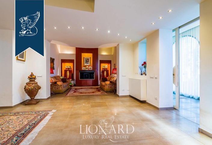 Image No.16-6 Bed Villa for sale