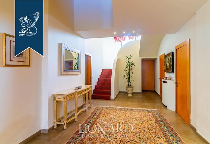 Image No.21-6 Bed Villa for sale