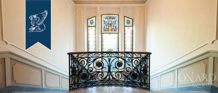 Image No.45-5 Bed Villa for sale