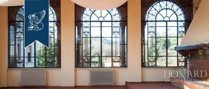 Image No.48-5 Bed Villa for sale