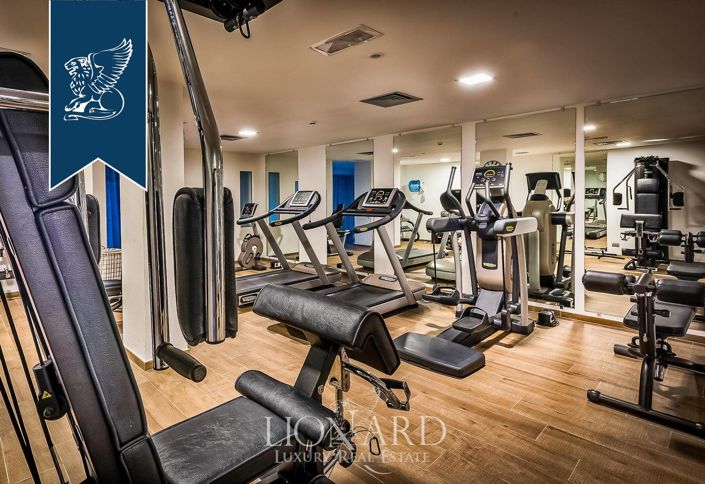 Image No.14-92 Bed Hotel for sale