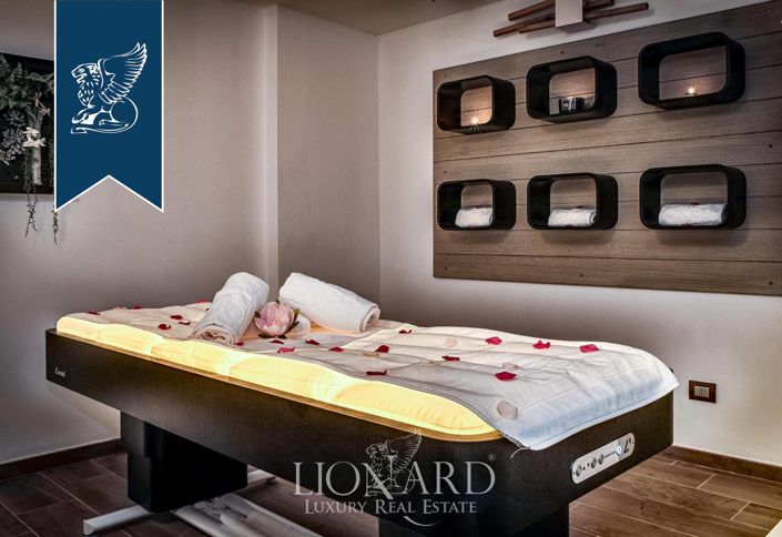 Image No.16-92 Bed Hotel for sale