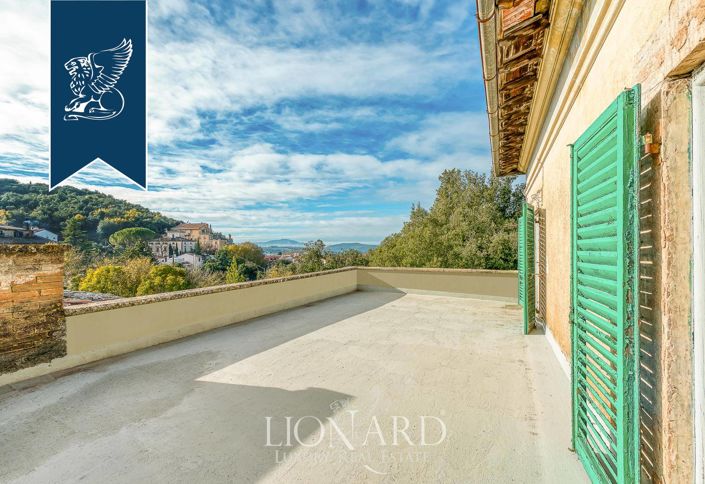 Image No.26-10 Bed Villa for sale