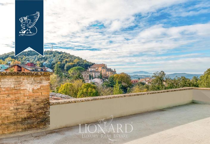 Image No.29-10 Bed Villa for sale