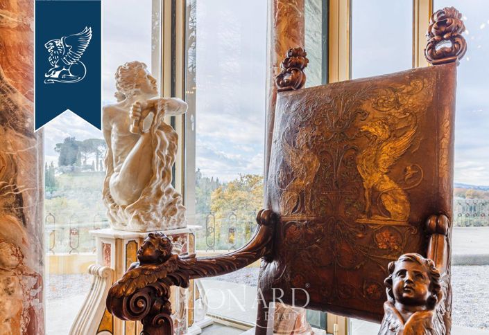 Image No.13-8 Bed Villa for sale