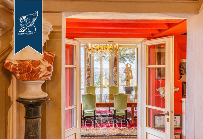 Image No.18-8 Bed Villa for sale