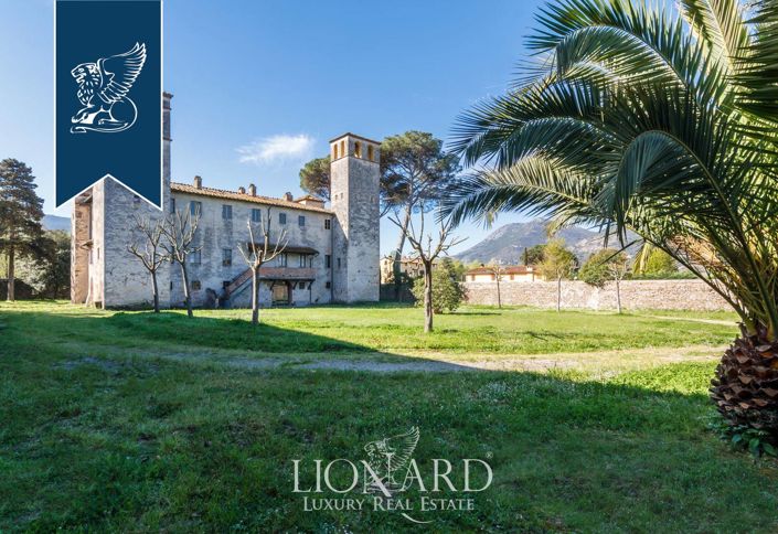 Image No.8-Villa for sale