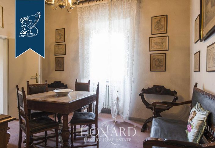 Image No.18-9 Bed Villa for sale