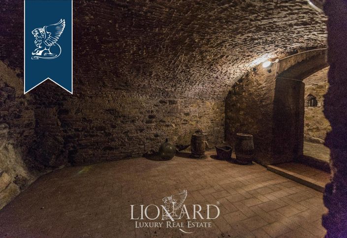 Image No.23-9 Bed Villa for sale