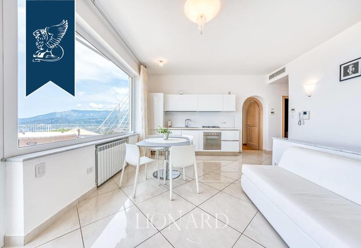 Image No.19-5 Bed Villa for sale