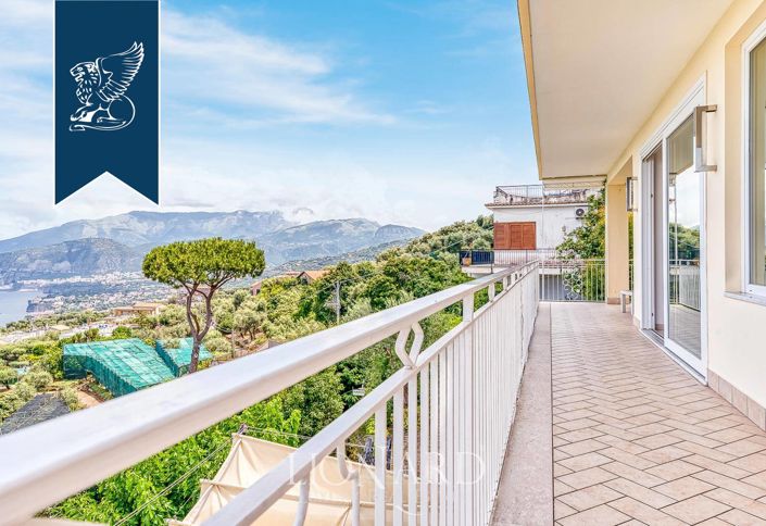 Image No.6-5 Bed Villa for sale