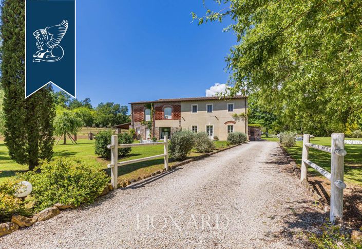 Image No.33-5 Bed Country House for sale