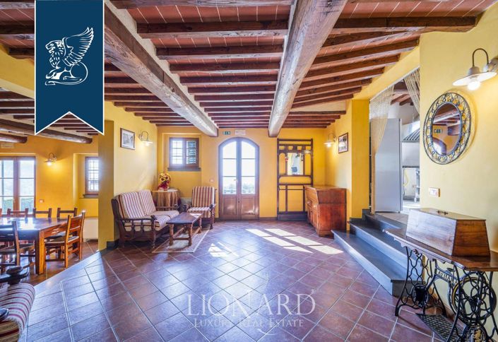 Image No.16-11 Bed Villa for sale