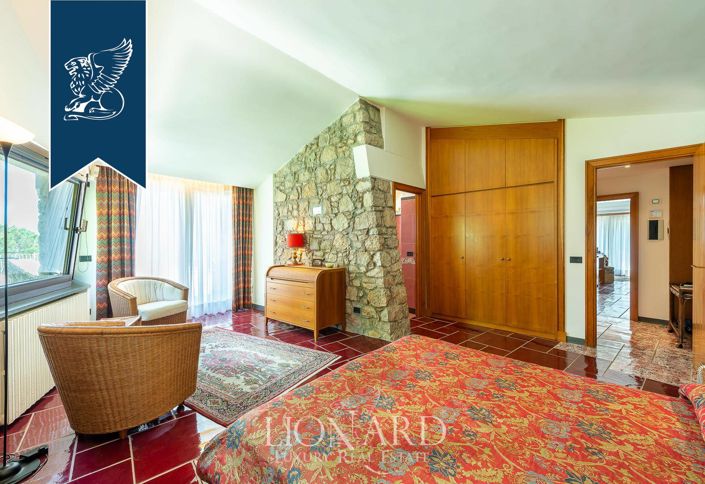 Image No.45-7 Bed Villa for sale