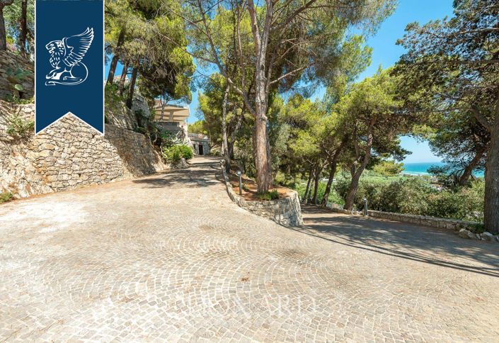 Image No.58-7 Bed Villa for sale