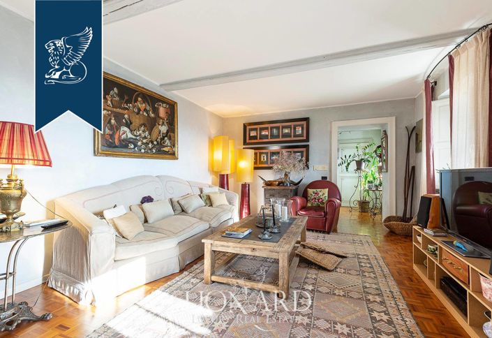 Image No.13-8 Bed Villa for sale