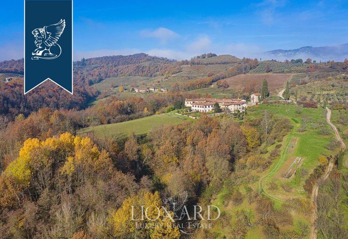 Image No.4-10 Bed Hotel for sale