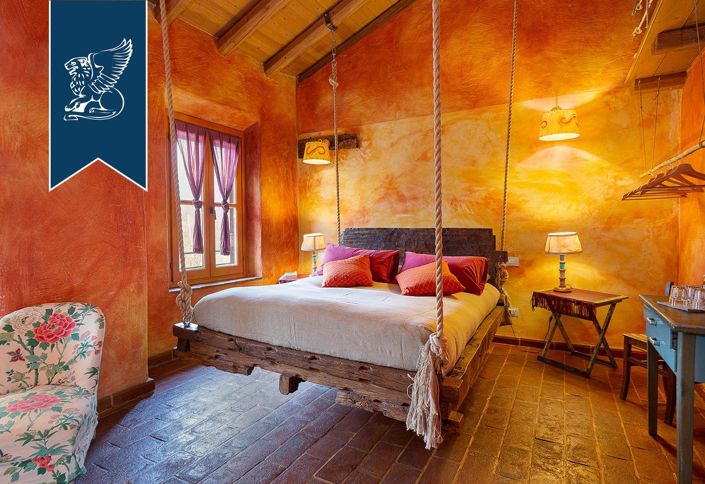 Image No.44-10 Bed Hotel for sale