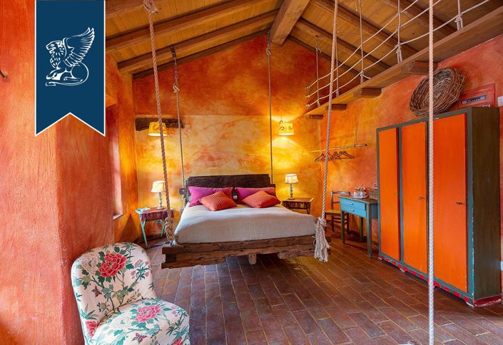 Image No.45-10 Bed Hotel for sale