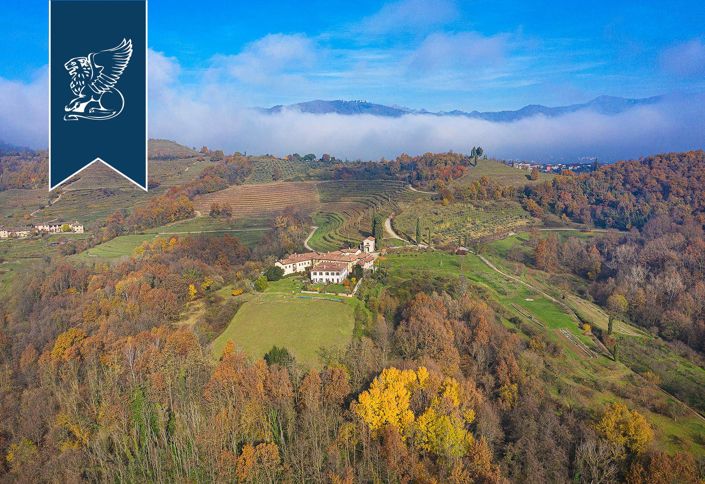 Image No.5-10 Bed Hotel for sale