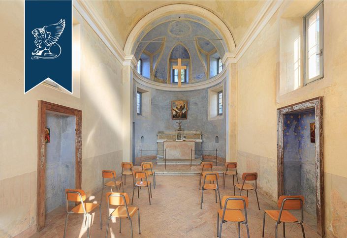 Image No.50-10 Bed Hotel for sale