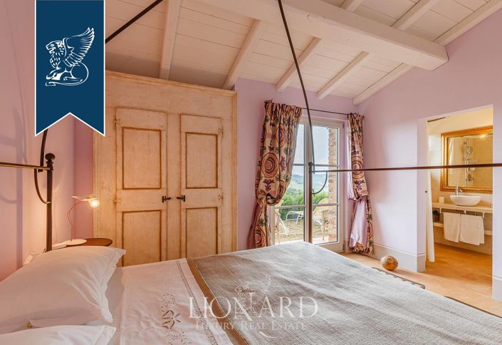 Image No.15-8 Bed Hotel for sale