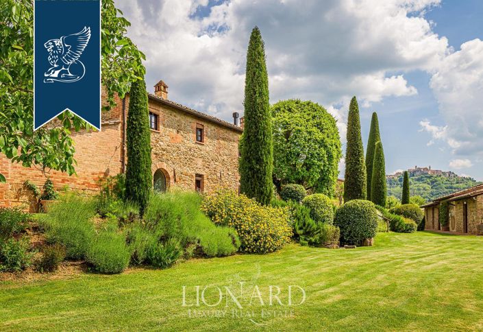 Image No.18-8 Bed Hotel for sale