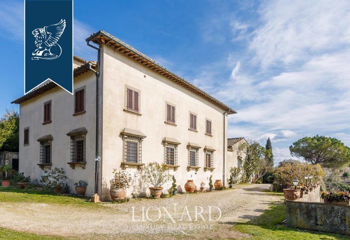 Image No.12-10 Bed Villa for sale