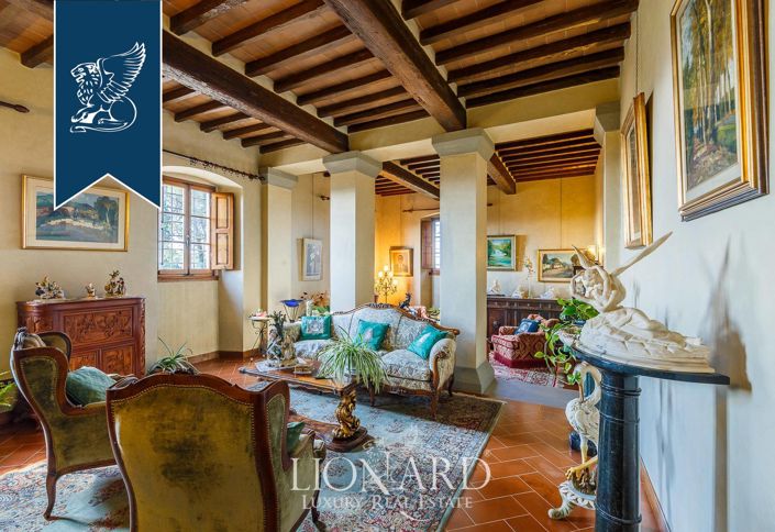 Image No.19-10 Bed Villa for sale