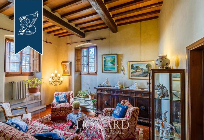 Image No.21-10 Bed Villa for sale