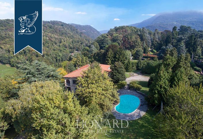 Image No.3-13 Bed Villa for sale