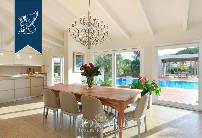 Image No.8-Villa de 8 chambres à vendre à Cecina