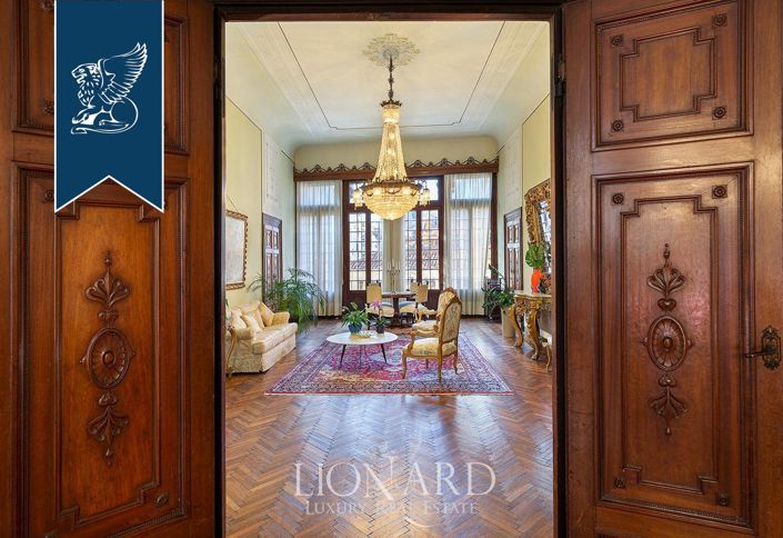 Image No.3-6 Bed Property for sale