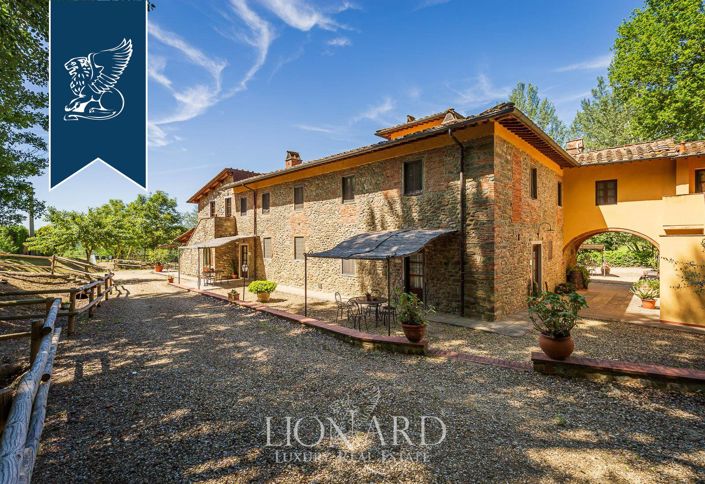 Image No.24-22 Bed Farmhouse for sale