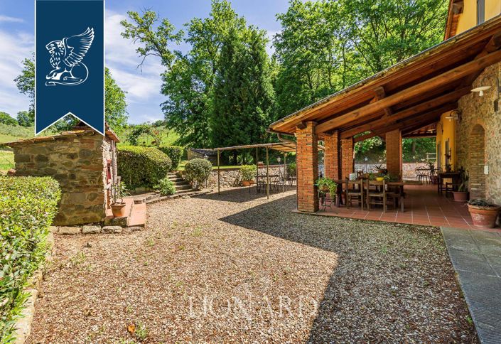 Image No.27-22 Bed Farmhouse for sale