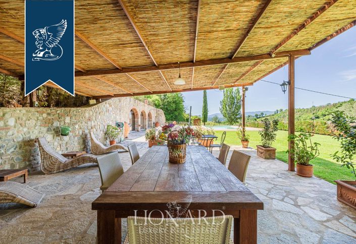 Image No.32-22 Bed Farmhouse for sale