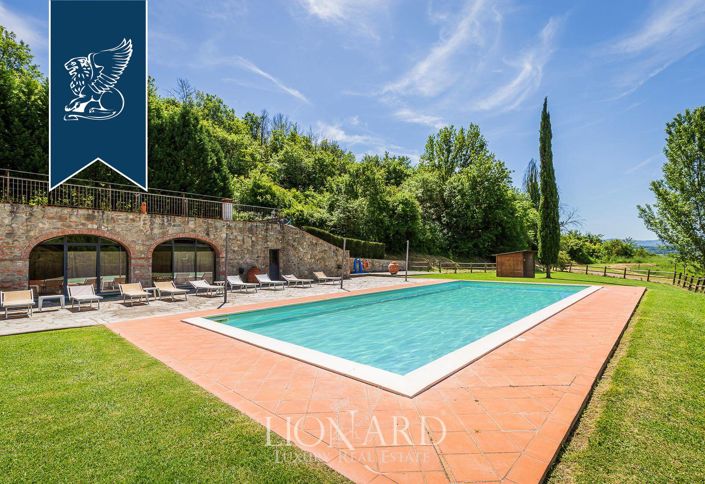 Image No.39-22 Bed Farmhouse for sale