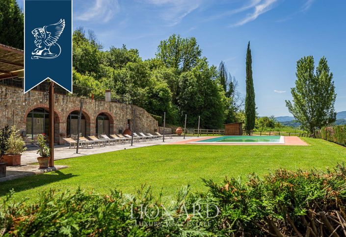 Image No.43-22 Bed Farmhouse for sale