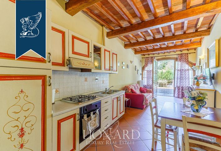 Image No.47-22 Bed Farmhouse for sale